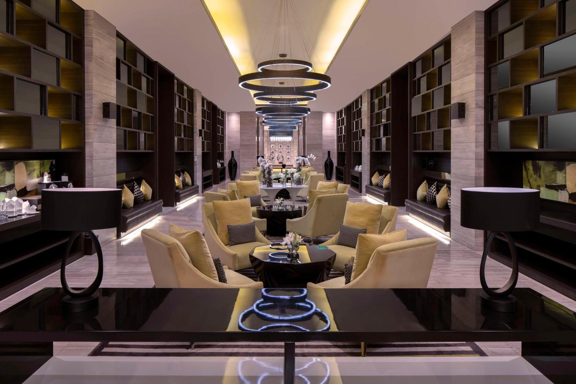 Fairmont Riad Exterior foto The lobby of the hotel